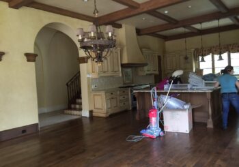 Large Mansion in Dallas TX Move out Deep Clean Up 013 ff98a0f71b19c561feeb05571f93be50 350x245 100 crop Large Mansion in Dallas TX Move out Deep Clean Up