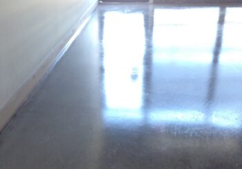 Office Concrete Floors Cleaning Stripping Sealing Waxing in Dallas TX 43 1f3f4e92bf16fdb9aea867d5ba5d1c3a 350x245 100 crop Office Concrete Floors Cleaning, Stripping, Sealing & Waxing in Dallas, TX