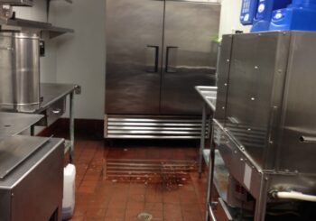 Restaurant Bar and Kitchen Deep Cleaning in Richardson TX 03 330a6f2070a7c141aec9fbc9e59db09e 350x245 100 crop Restaurant, Bar and Kitchen Deep Cleaning in Richardson, TX
