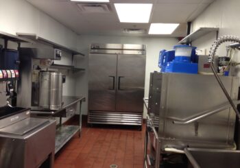 Restaurant Bar and Kitchen Deep Cleaning in Richardson TX 09 4e5b8e46d7038258b68bc94b6524e918 350x245 100 crop Restaurant, Bar and Kitchen Deep Cleaning in Richardson, TX
